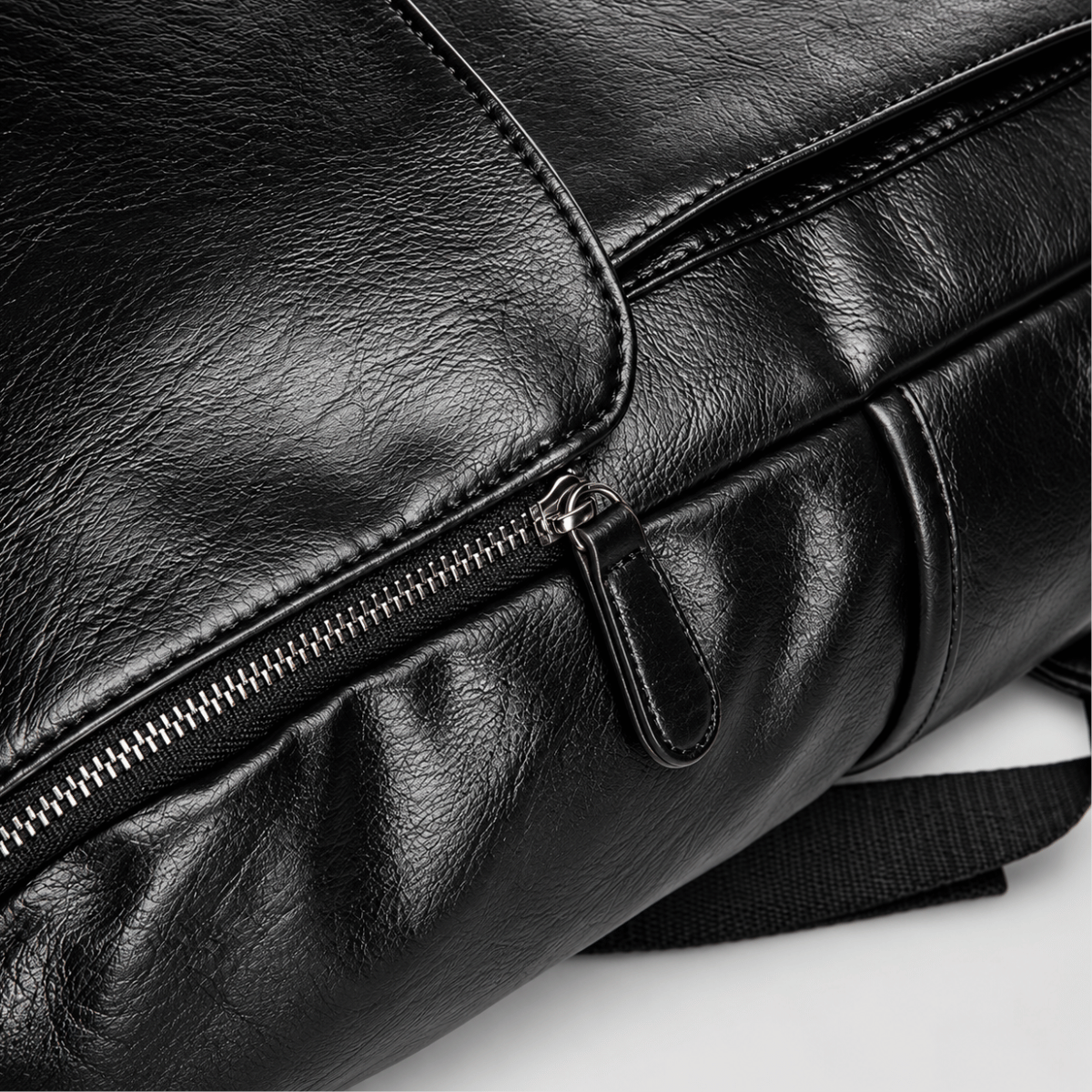 Mochila Masculina Executiva Preta com Design Elegante
