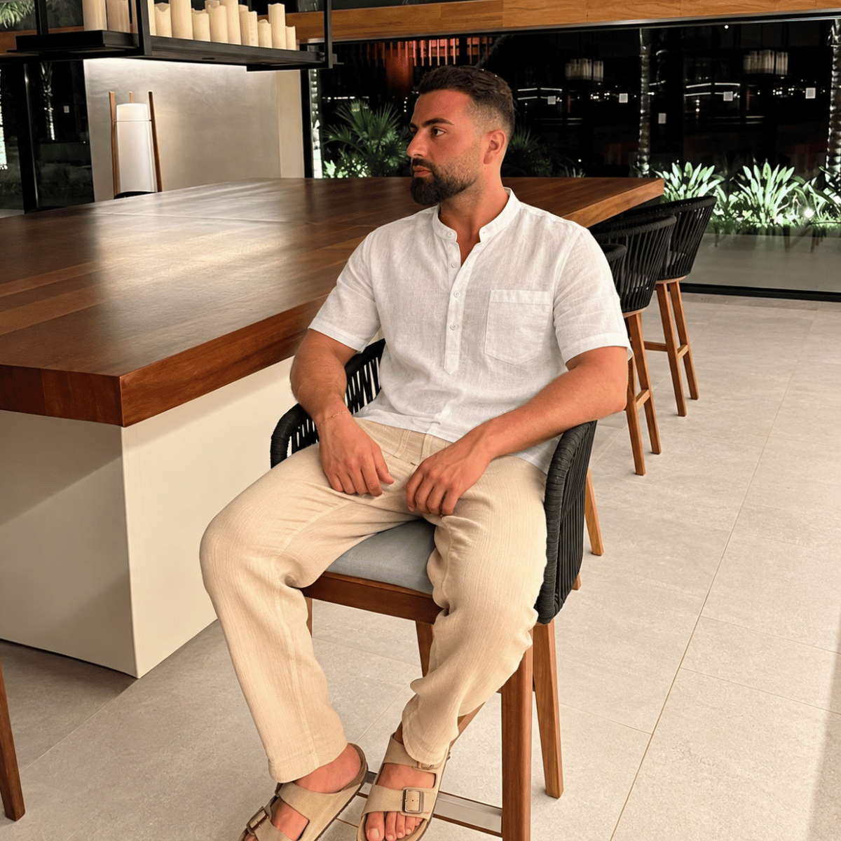 Camisa Henley Masculina com Bolso